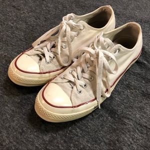 Converse chucks. 70’s style. Size 10. Off white.